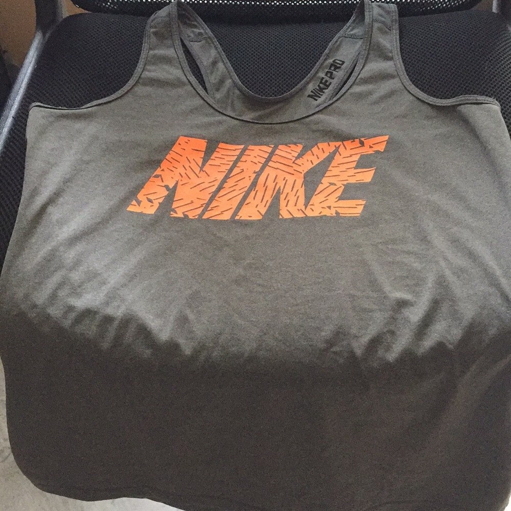 Nike women tank top